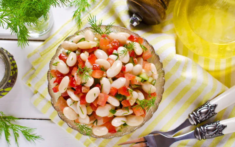 cucumber tomato and white bean salad